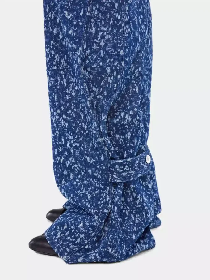Baggy straight-leg jeans