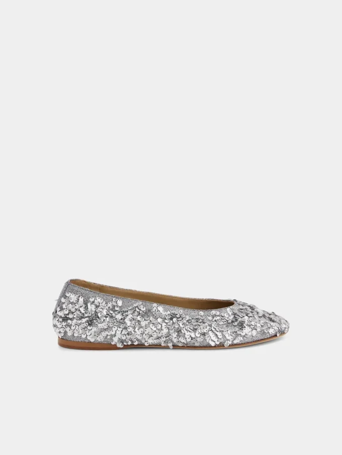 Ballerina with sequins