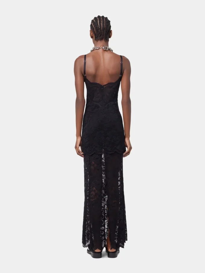 Black long dress in lace