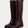 Burgundy boots in smooth leather