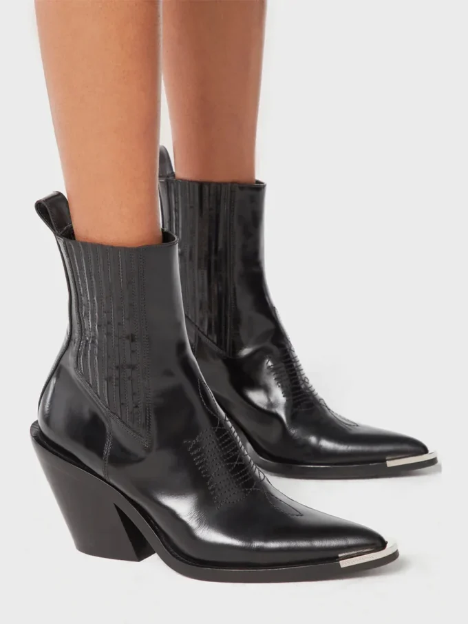 Chelsea black boots