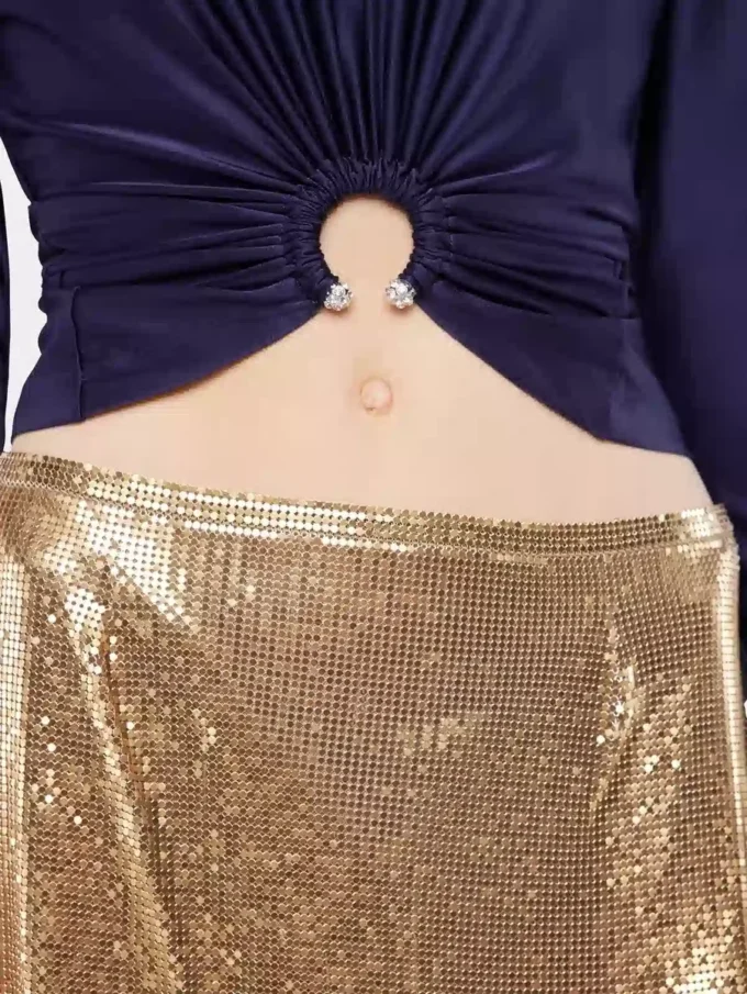 Crop top with piercing detail