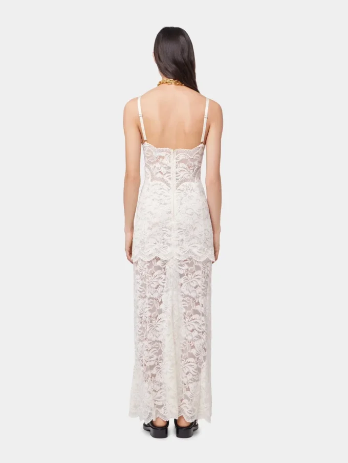 Ivory long dress in lace