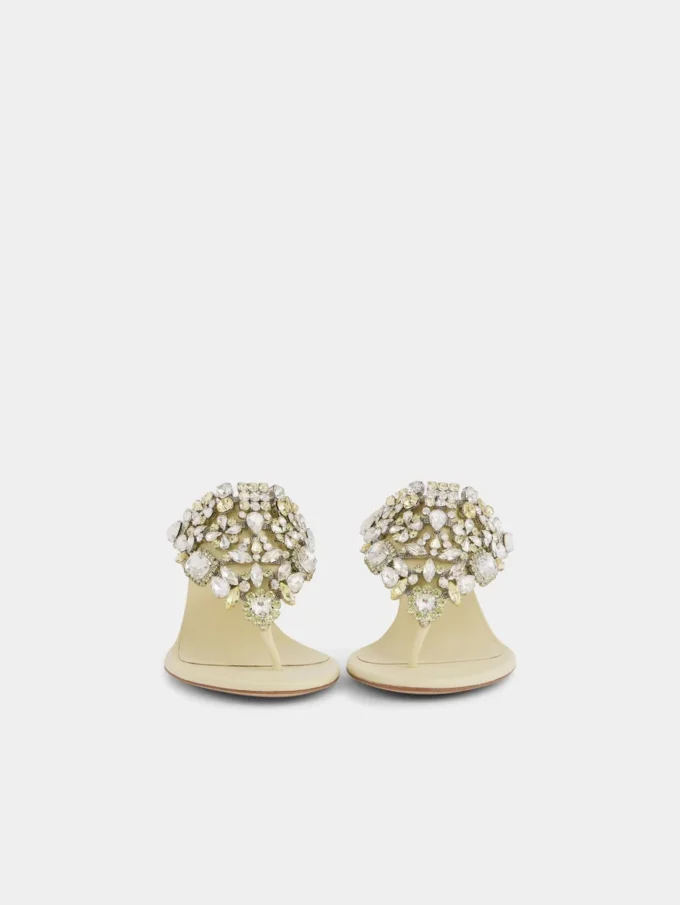 Kitten heel sandals with strass