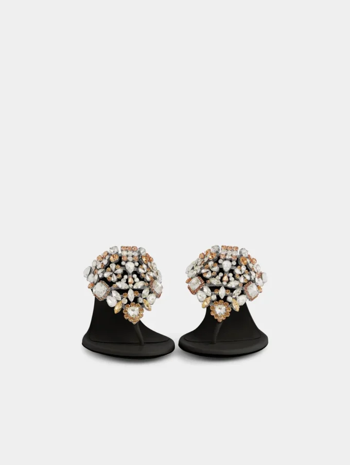 Kitten heel sandals with strass