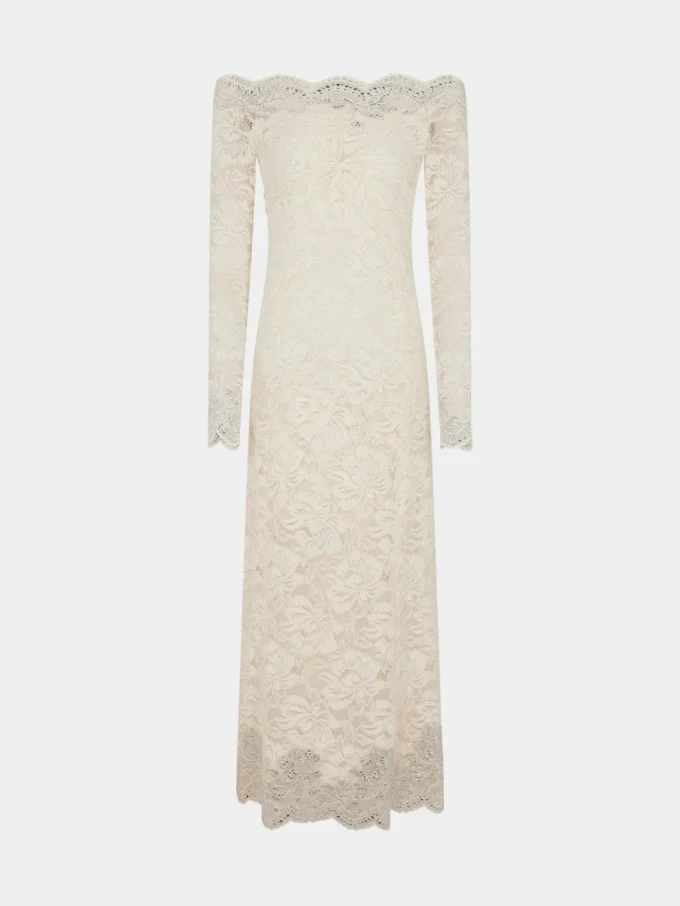 Long dress in lace