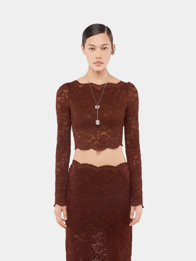 Crop top in lace
