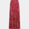 Skirt with pearl embroidery