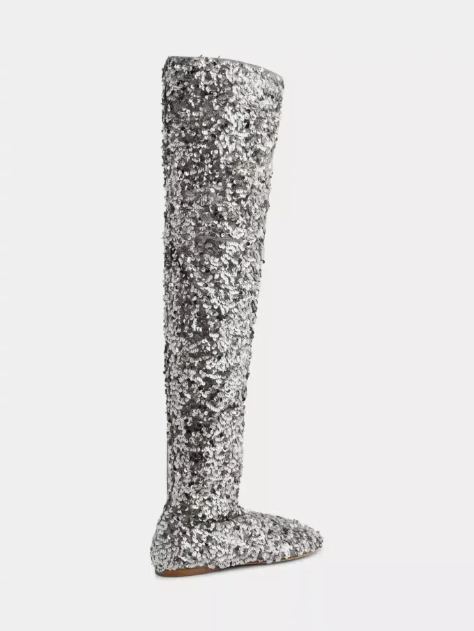 Thigh boots with sequins