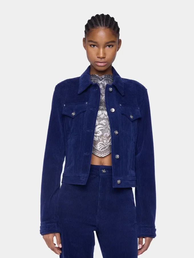 Trucker jacket in velvet